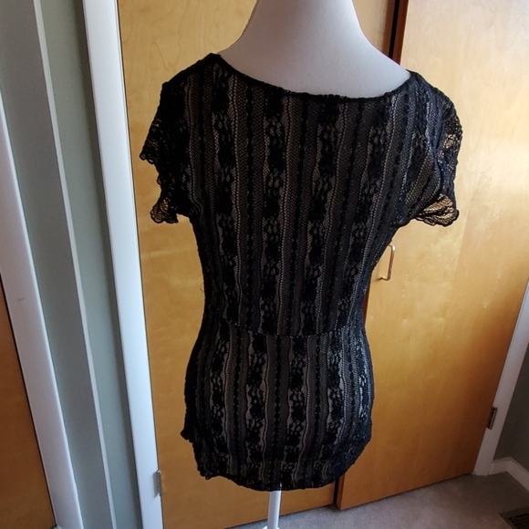 INC lace top - Picture 3 of 4